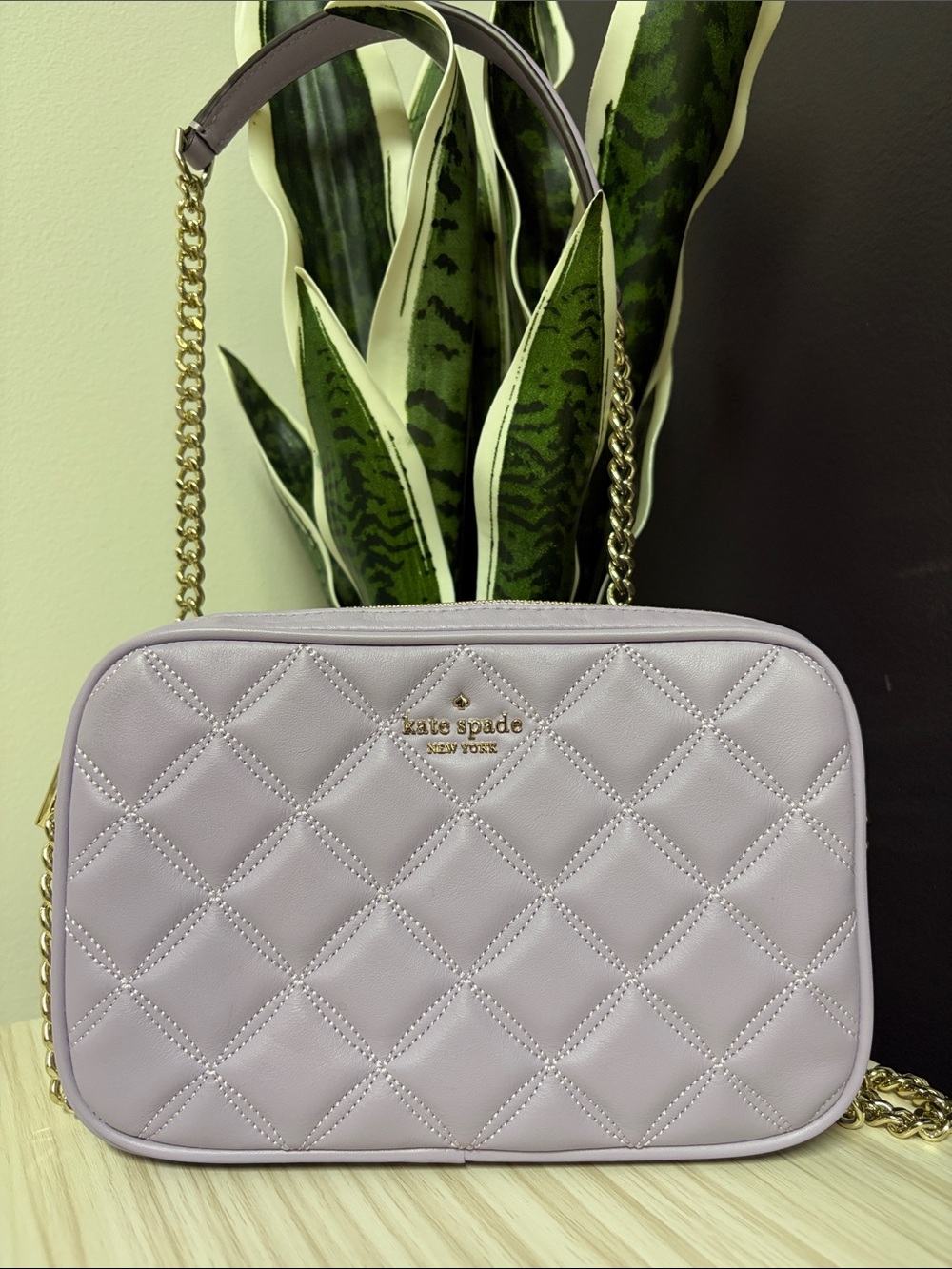 kate spade Lavender Quilted Crossbody Bag with Gold Chain!! NWOT!!💜